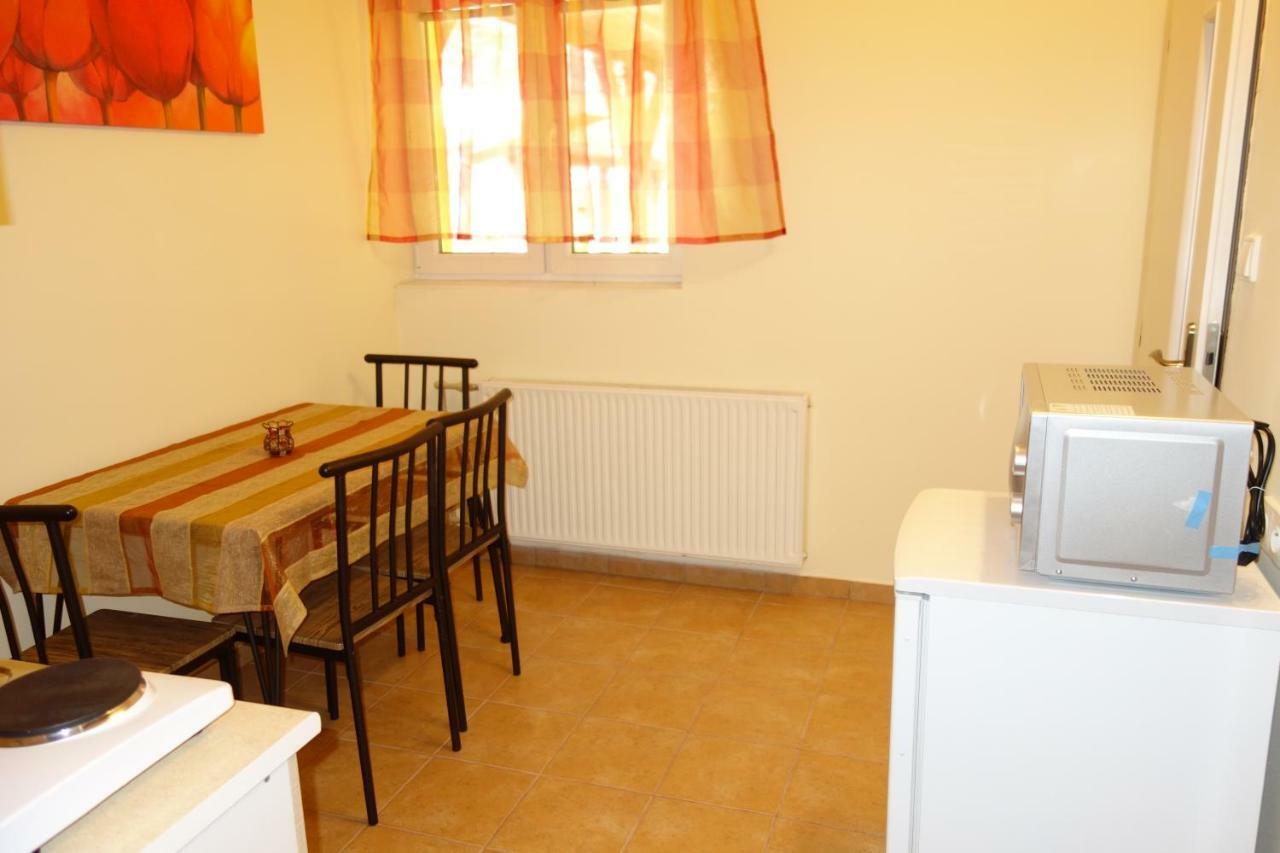 La Familia Apartment Sturovo Exterior photo